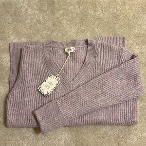 NWT Pink Rose Von Maur Purple Rainbow V-Neck Long Sleeve Sweater Size M